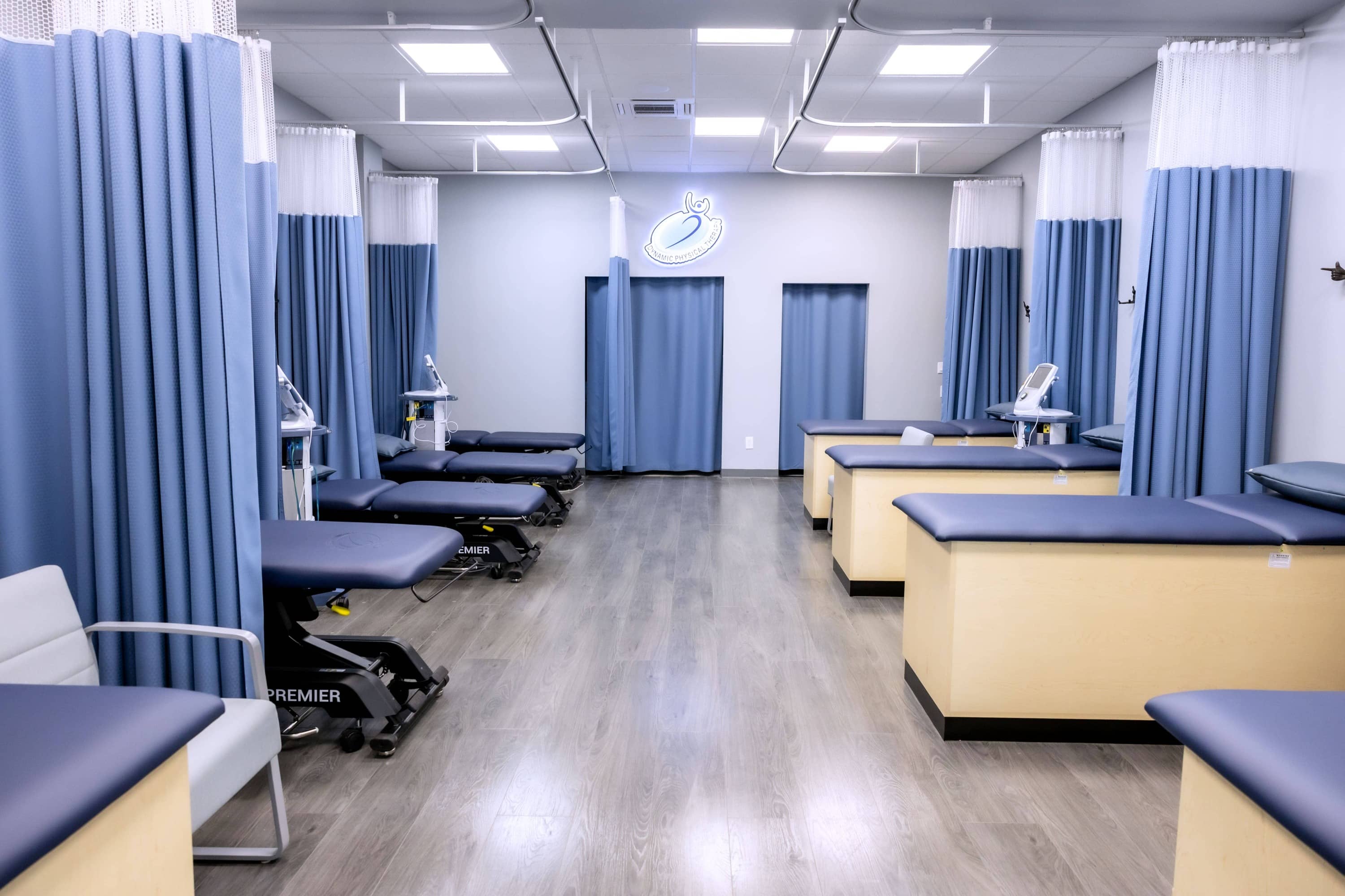 Hicksville physical therapy equipment and treatment room