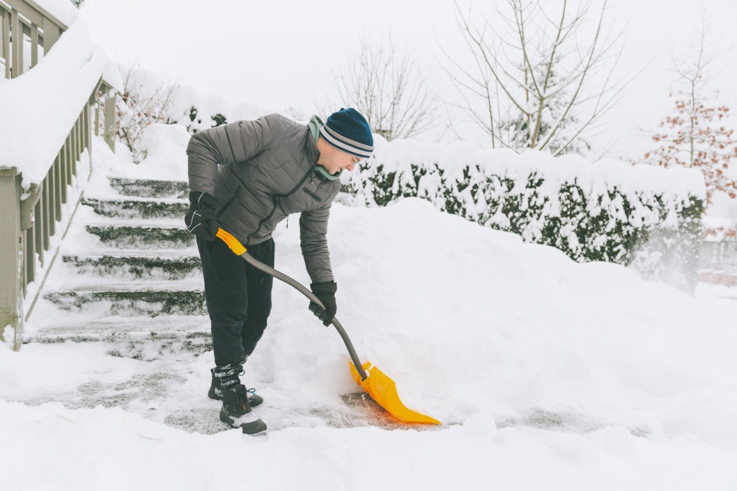 Top Tips For Winter Safety Snow Shovelling Dynamic Physical Therapy